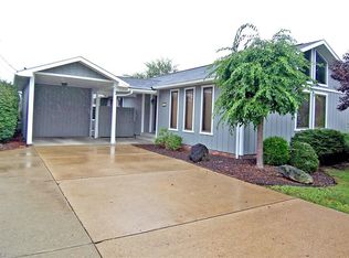 1214 14th St, Vienna, WV 26105