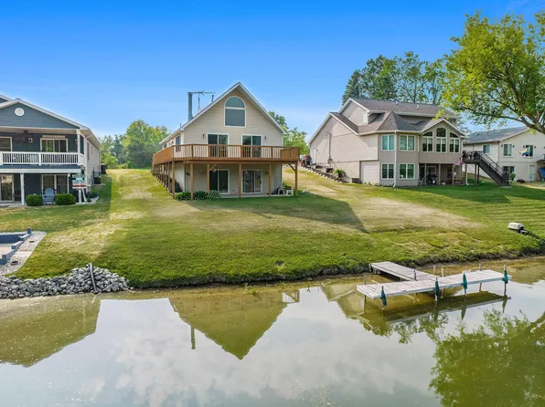 189 Somerset Dr, Brooklyn, MI 49230