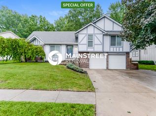 4917 S Kendall Dr, Independence, MO 64055