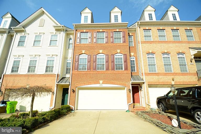 1st image of 9610 Potters Hill Cir