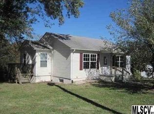 205 Hayes Ave, Hudson, NC 28638