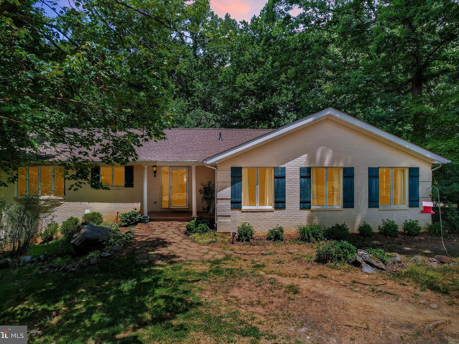 8470 The Mountain Rd, Warrenton, VA 20186 MLS VAFQ2008710 Zillow