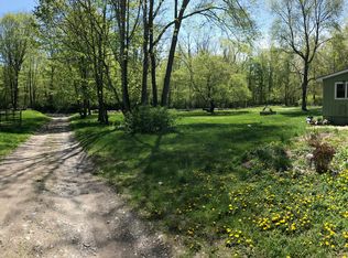 906 S Undermountain Rd #3, Sheffield, MA 01257