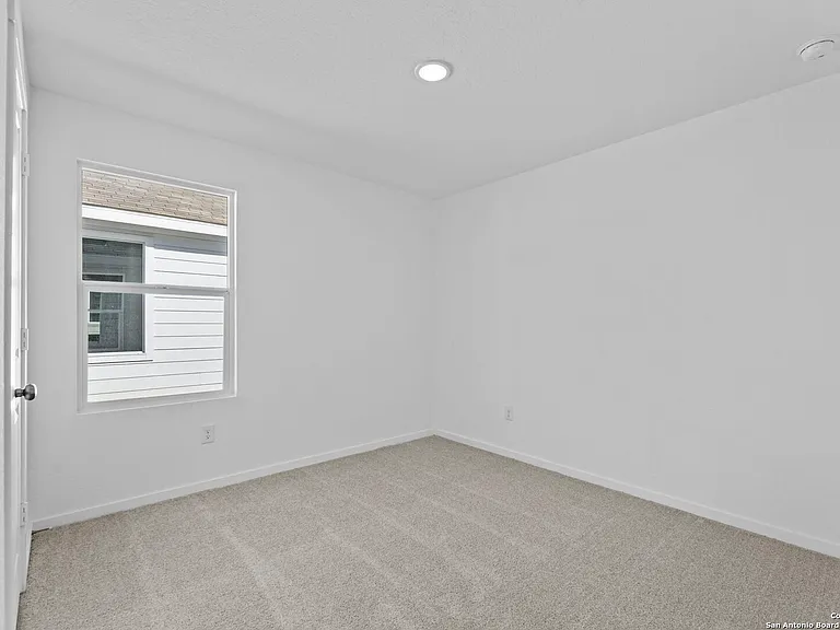 3820 Swift Fox Rd — Photo 11