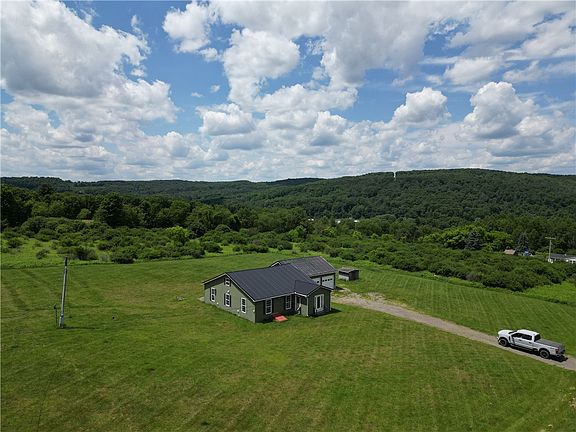 2nd image of 797 Snow Rd