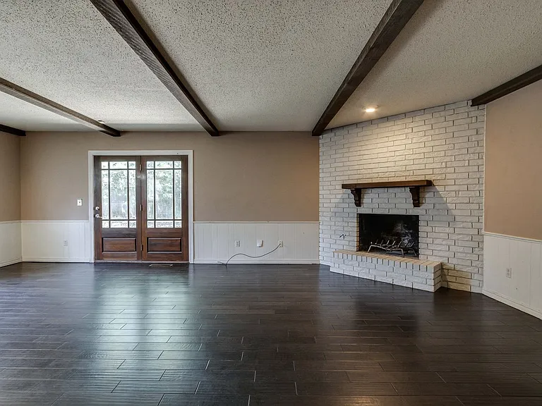 11007 Greystone Ave — Photo 7