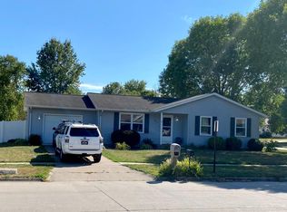865 W Zeller St, North Liberty, IA 52317