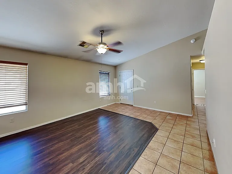 720 S Ithica St — Photo 7