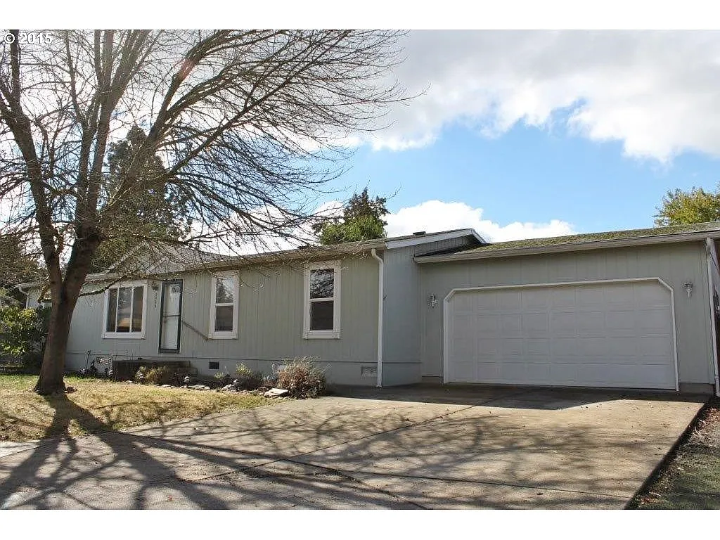 2526 Rosebay St photo 1