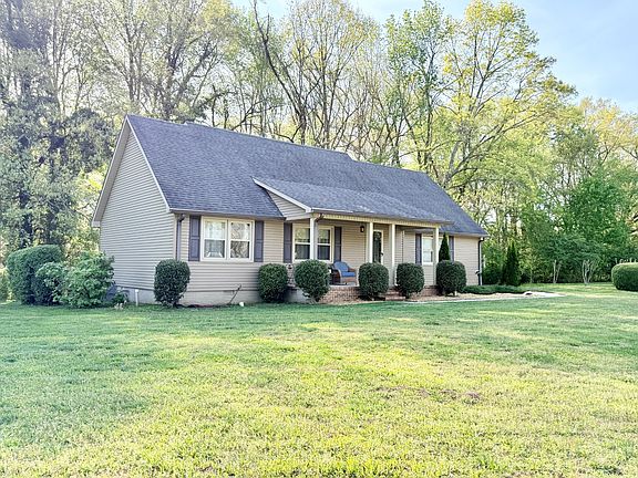 3rd image of 303 Rutledge Ave