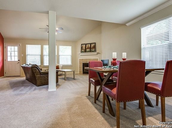 5th image of 1004 Linden Grove Dr