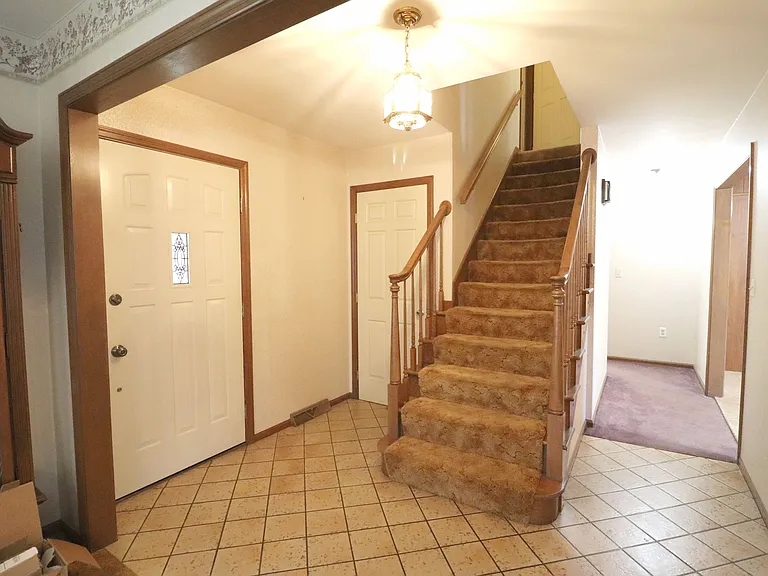 2130 W Main St — Photo 4