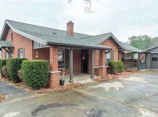 242 Buckeye Cove Rd, Swannanoa, NC 28778