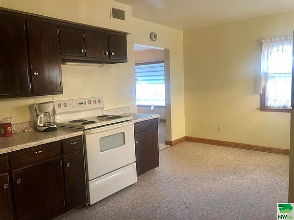 5th image of 306 N Saratoga Ave