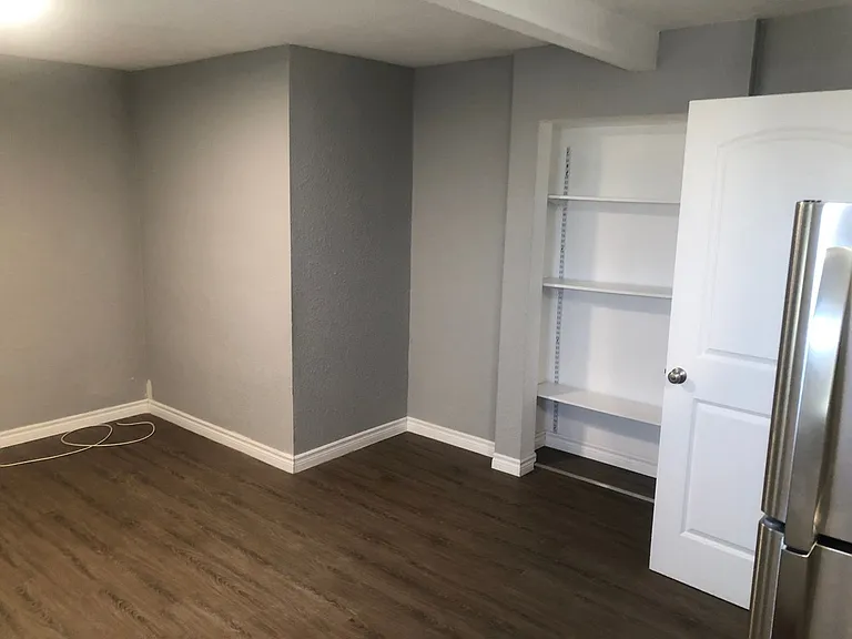 1101 Stewart Ave — Photo 6