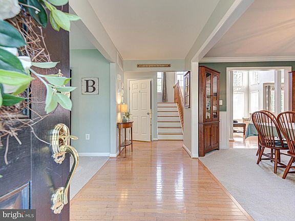 5th image of 35774 Chapel Hill Ct