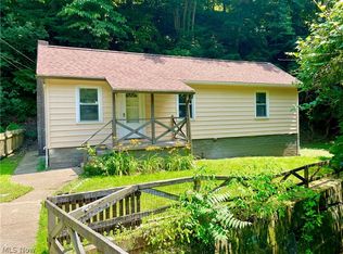 978 Cove Rd, Weirton, WV 26062