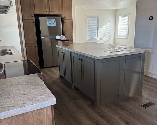 2nd image of 2060 N Ctr #489