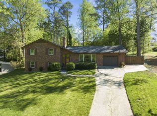 3702 Pembrook Pl, Raleigh, NC 27612