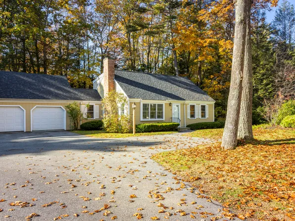 28 Applegate Lane #28, Falmouth, ME 04105