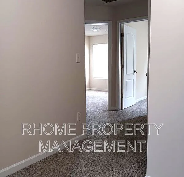 5509 Sable Way — Photo 10