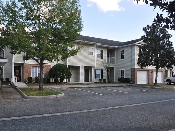 3rd image of 4341 NW 49th St #3203