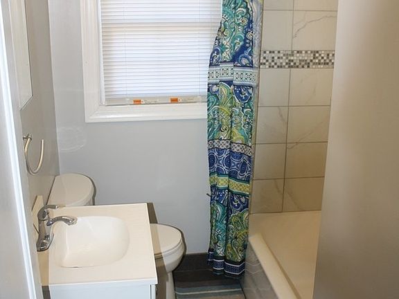 5th image of 1216 Lawson St