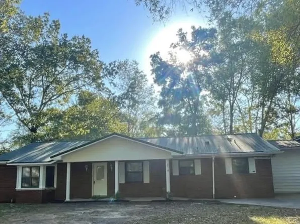 2 Concord Dr, Conway, AR 72034