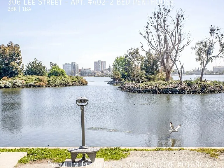 Bel Aire Apartments — Photo 27