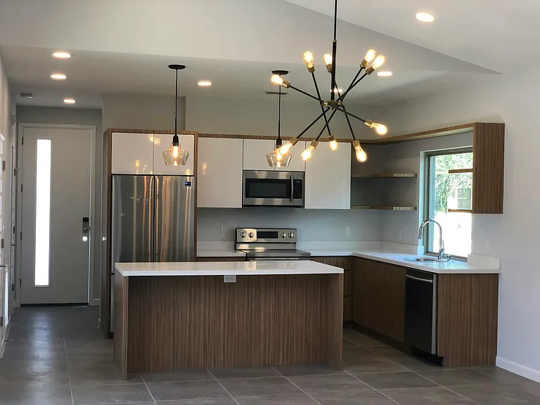 6310 Guinevere Dr — Photo 2