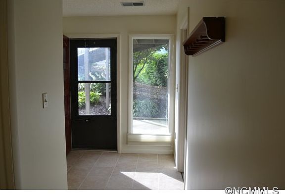 5th image of 671 S Haywood St APT 105B