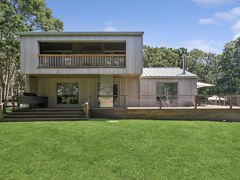34 Scrimshaw Ln — Photo 1