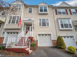 103 Stratford Ct, Malvern, PA 19355