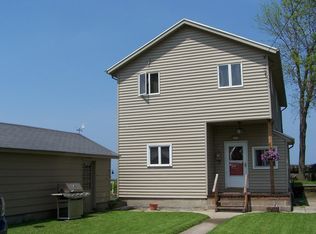 5748 W Wautoma Bch, Hilton, NY 14468