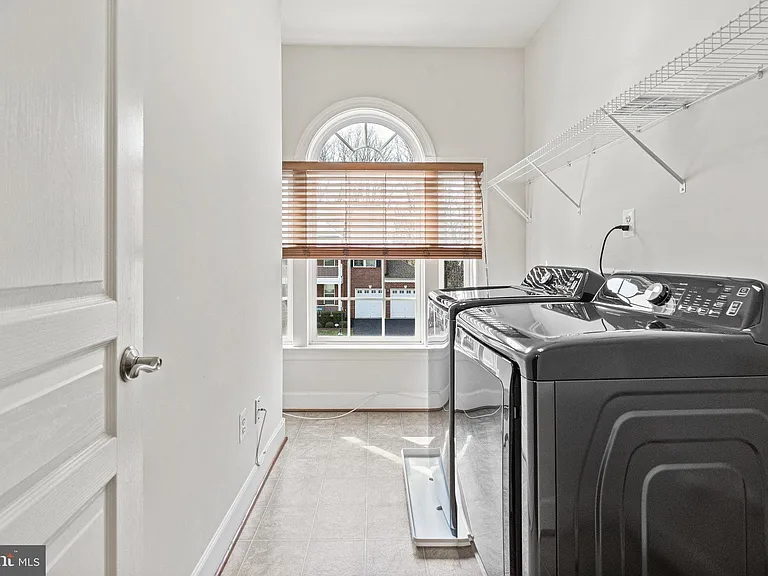 4561 Rona Pl — Photo 41