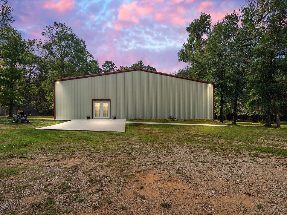 1st image of 199 Hall Dr S