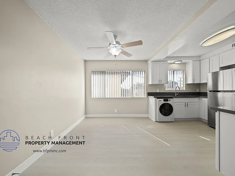 12236 Manor Dr. — Photo 17