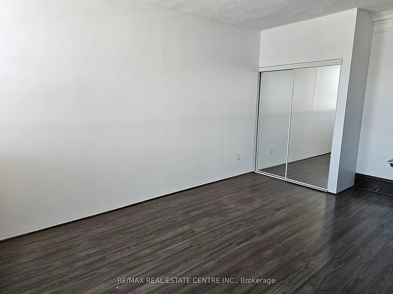 1 Mill St #1 — Photo 20