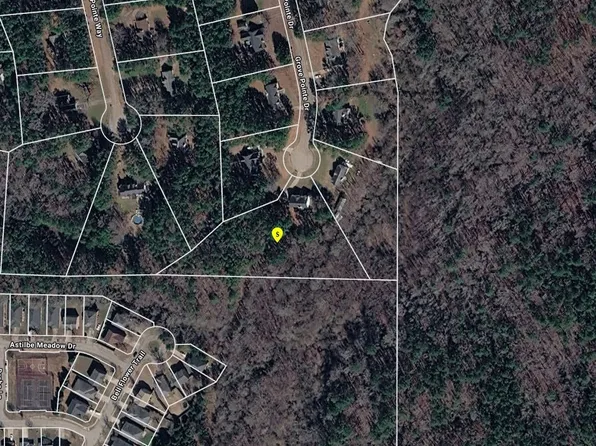 240 Grove Pointe Dr, Locust Grove, GA 30248
