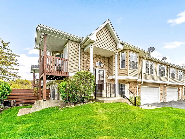 13843 Cambridge Cir — Photo 27