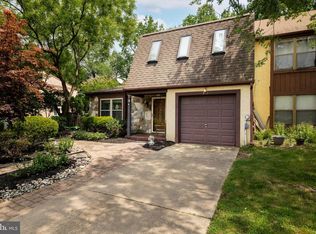 10 Adam Ln, Voorhees, NJ 08043