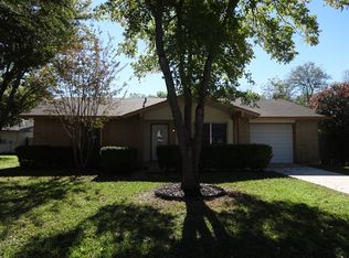 6610 Spring Brook Dr, San Antonio, TX 78249