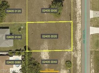 632 NE 2nd Pl, Cape Coral, FL 33909