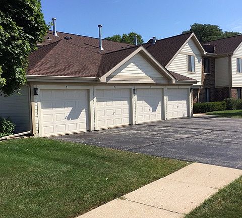 3rd image of 860 E Carriage Ln Unit 2