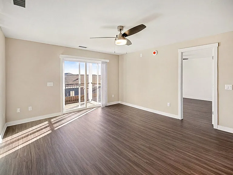 The Grove Apartment Homes — Photo 39