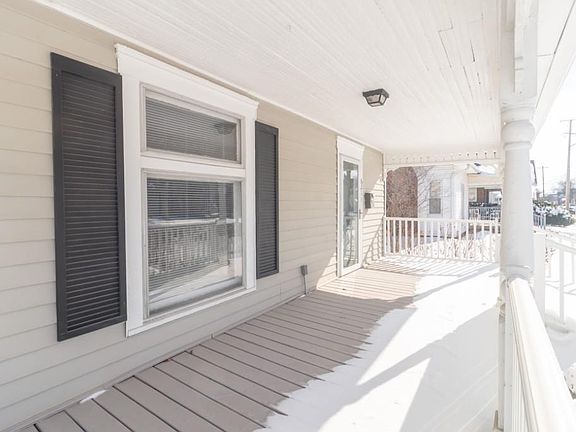 3rd image of 621 N State St