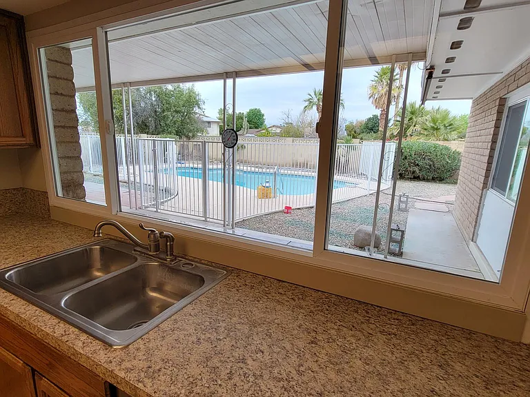 1328 E Hermosa Dr — Photo 7