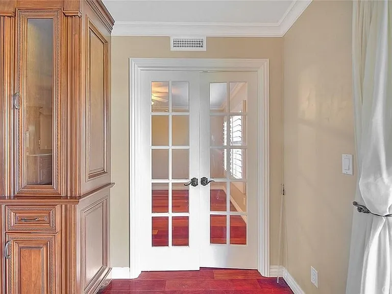 1942 Fairway Circle Dr — Photo 9