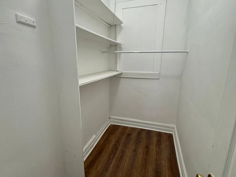 55 Schley St — Photo 9