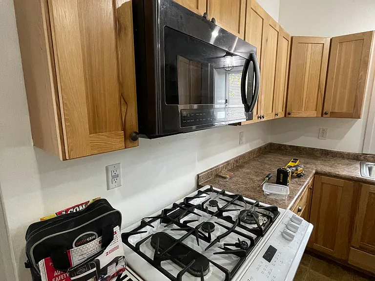 W239N6348 Maple Ave — Photo 17